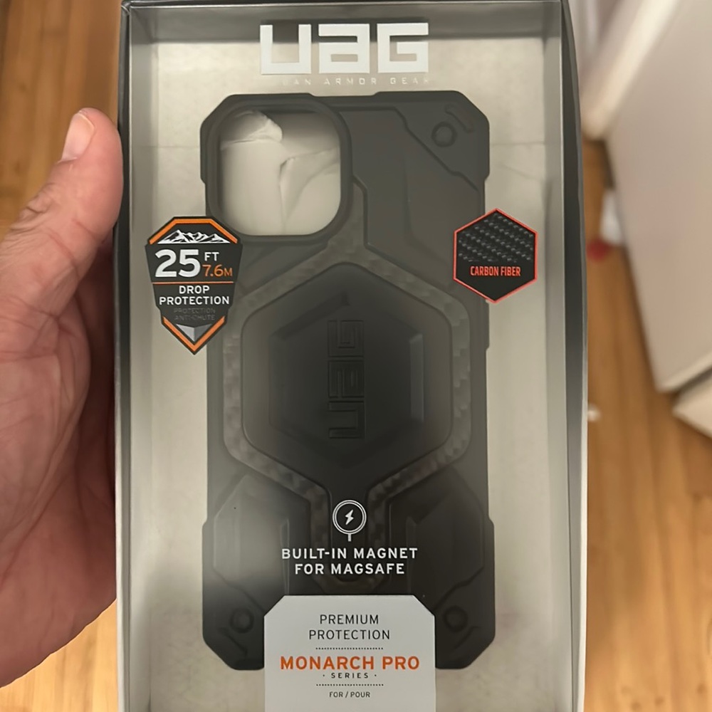 Monarch pro series MagSafe case for iPhone 14